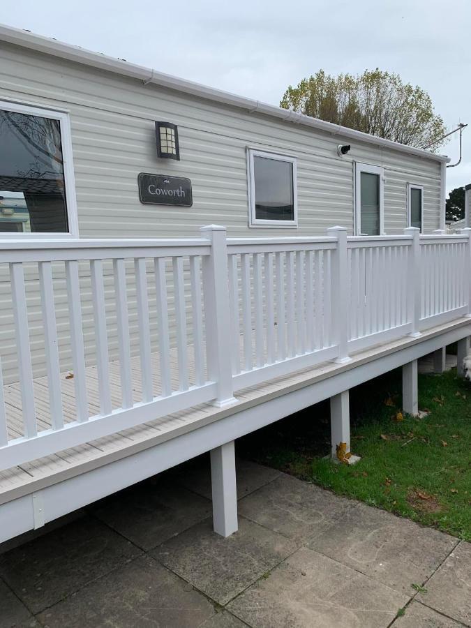 New 2 Bed Holiday Home With Decking In Rockley Park Dorset Near The Sea Lytchett Minster Eksteriør bilde