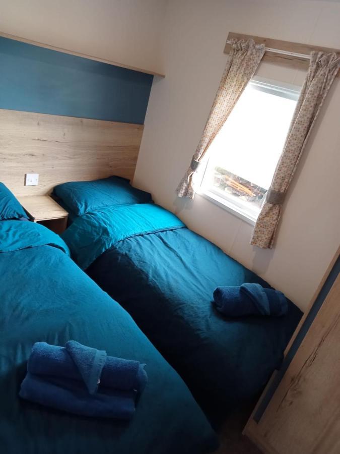 New 2 Bed Holiday Home With Decking In Rockley Park Dorset Near The Sea Lytchett Minster Eksteriør bilde