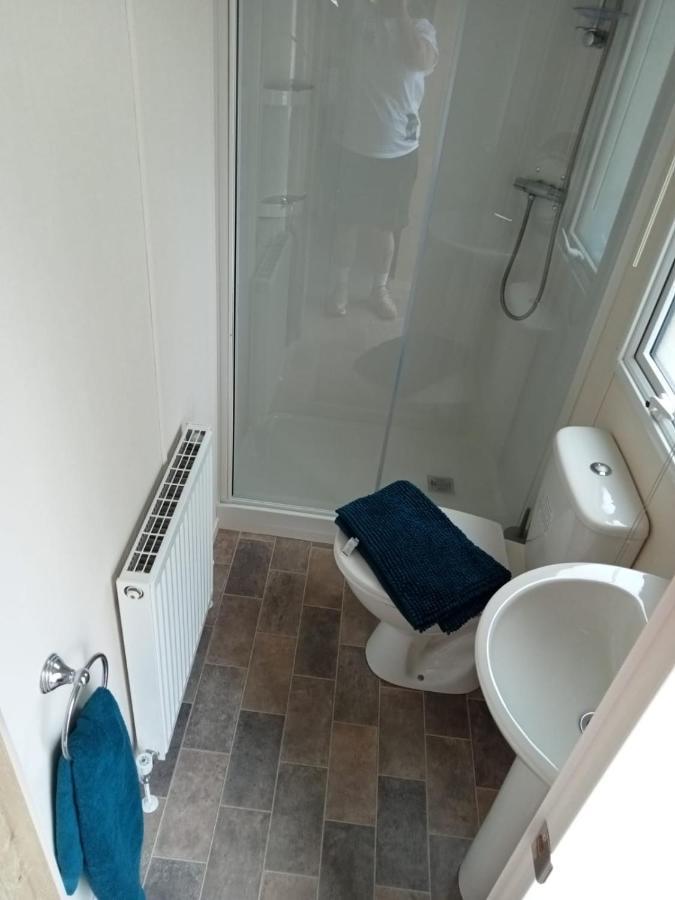 New 2 Bed Holiday Home With Decking In Rockley Park Dorset Near The Sea Lytchett Minster Eksteriør bilde